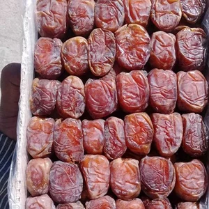 خرما مرداب سنگ وكيوم ماه خوشه