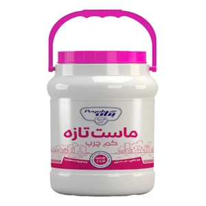 ماست كم چرب پگاه