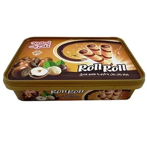 ويفر رول رول نادری با مغز فندق